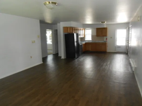 100 Colan Ct APT 4, Scranton, PA 18504