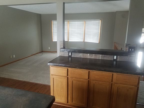 5th image of 6728 S 153rd Cir