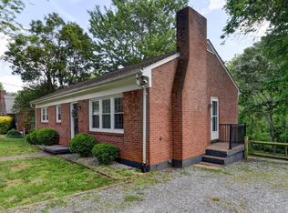 1026 Oakmont Cir, Lynchburg, VA 24502