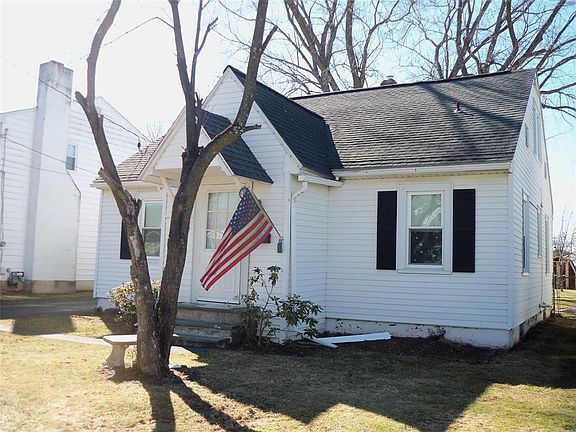 2nd image of 341 Birch St