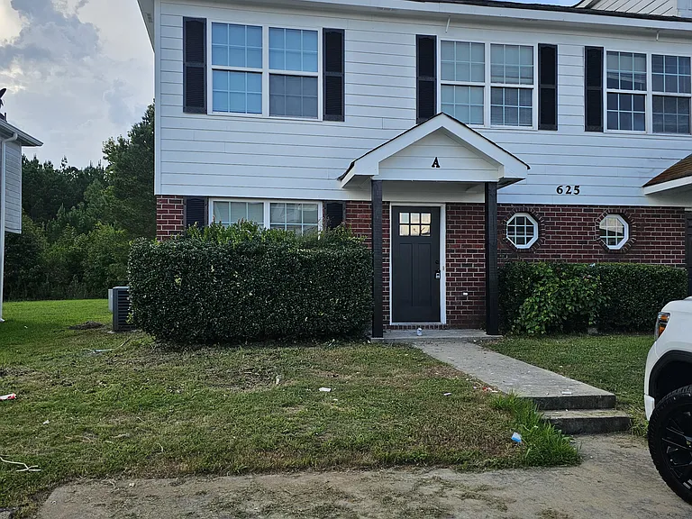 625 Mill Stone Blf #B — Photo 16