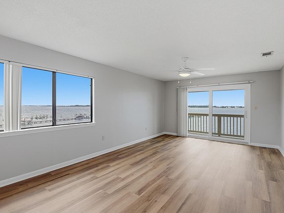 3rd image of 1695 W Highway 98 APT 301