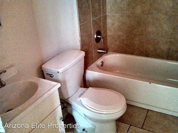 3rd image of 4631 N 54th Ave