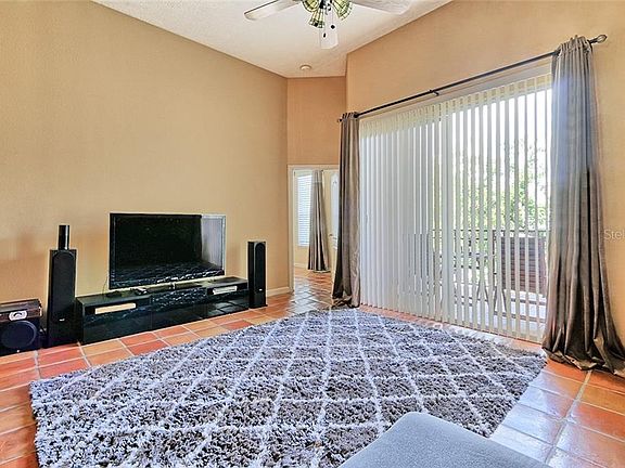3rd image of 719 Seagate Dr