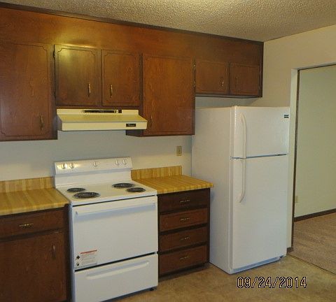 4th image of 1375 Pinnacle Dr #A