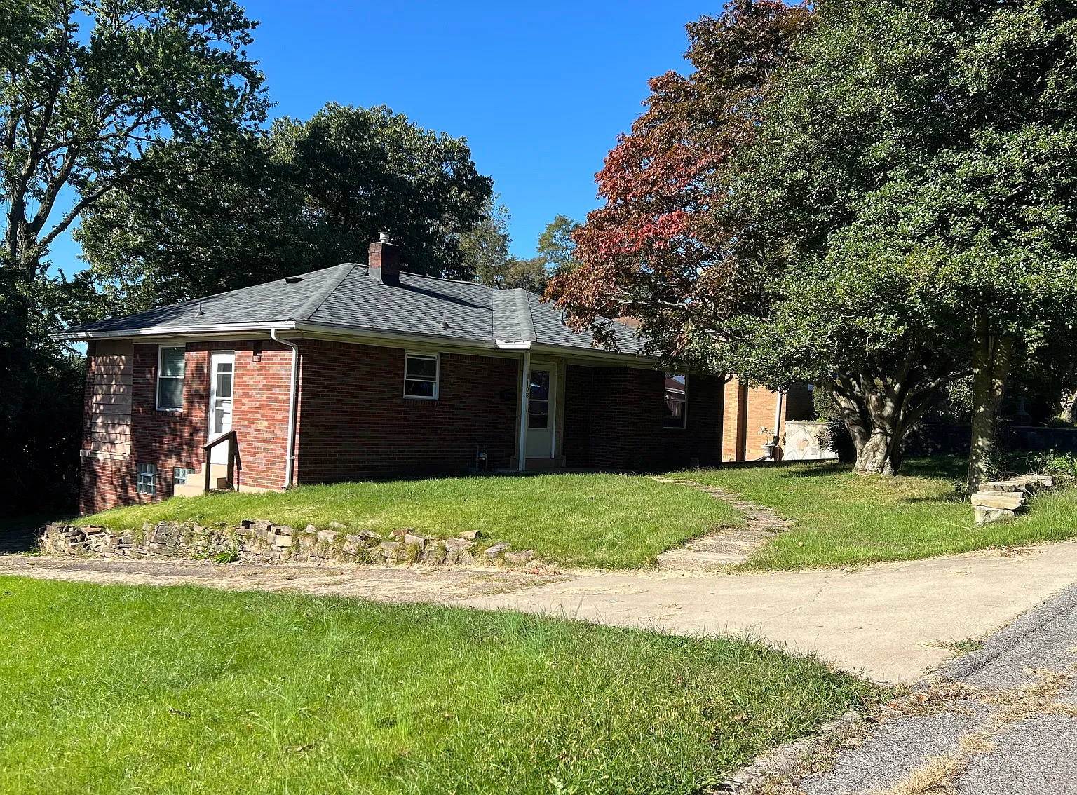 3 bed, 1400 sqft, $1,495 — Photo 1