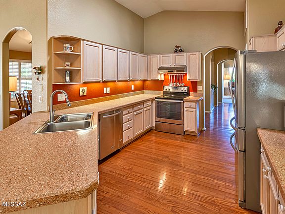 3rd image of 63448 E Desert Mesa Ct