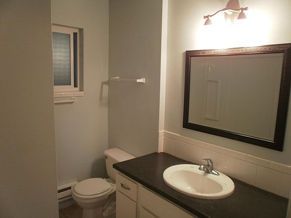 4th image of 114 Beacon Hill Dr APT 5