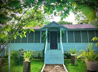 422 W San Antonio Ave, Boerne, TX 78006