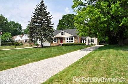 2nd image of 6893 Grandview Dr