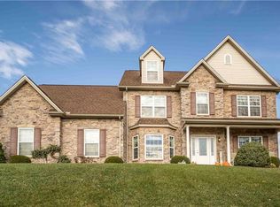 426 Keystone Ct, Bath, PA 18014