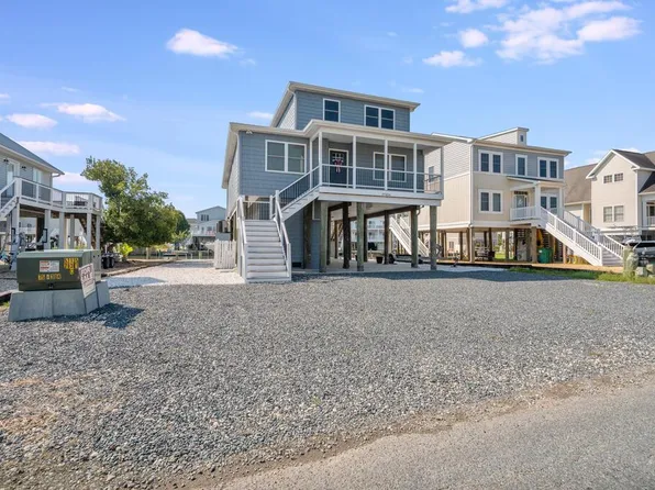 37456 Sailors Ct, Greenbackville, VA 23356