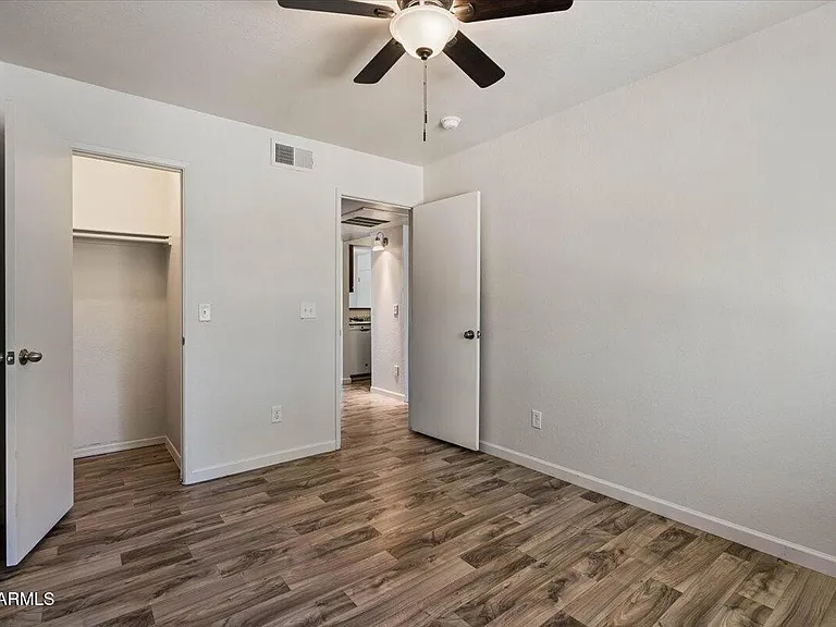 1346 E Mountain View Rd #208 — Photo 25