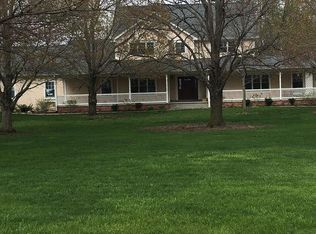 1206 N 0 East Rd, Pawnee, IL 62558