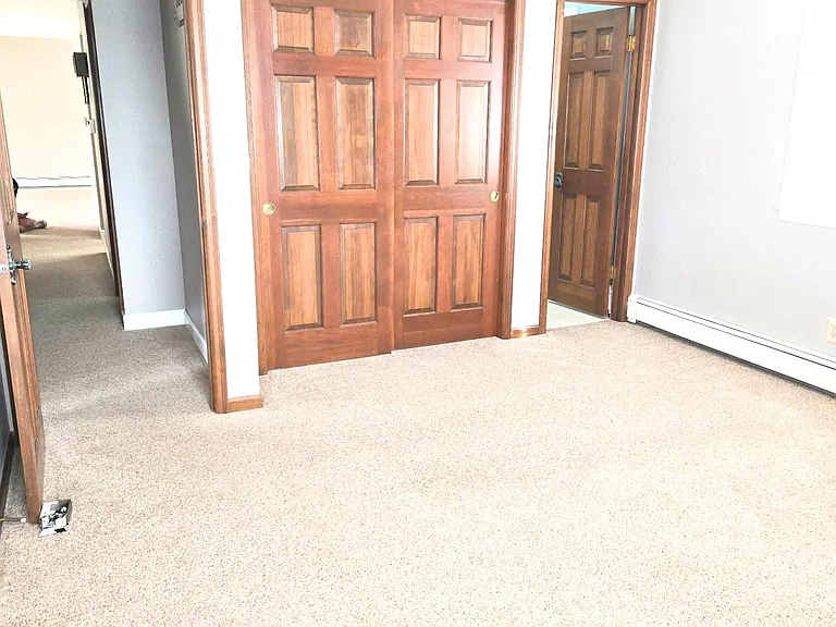 110 Bicentennial Ct — Photo 13