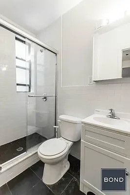 Rented by Bond New York | media 13