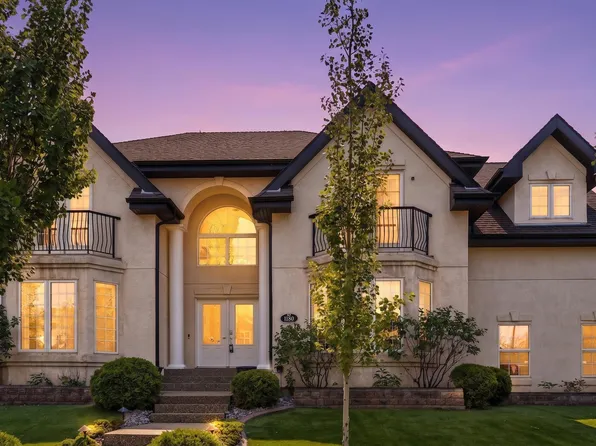 1150 Tory Rd NW, Edmonton, AB T6R 3K6