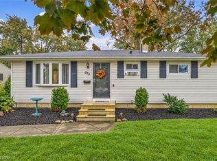 653 Lucille Dr, Elyria, OH 44035
