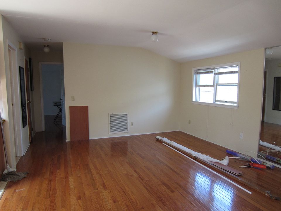 1st image of 15741 22nd Avenue # Fl 2nd