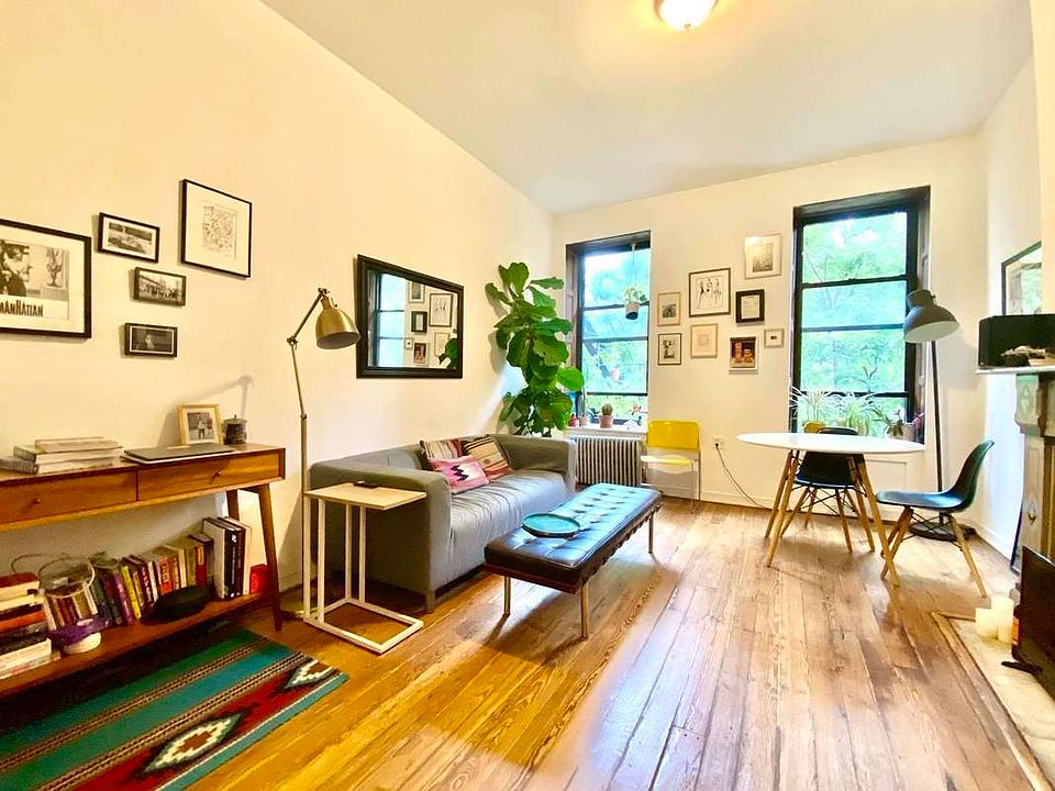 1st image of 17 Stuyvesant St #A6