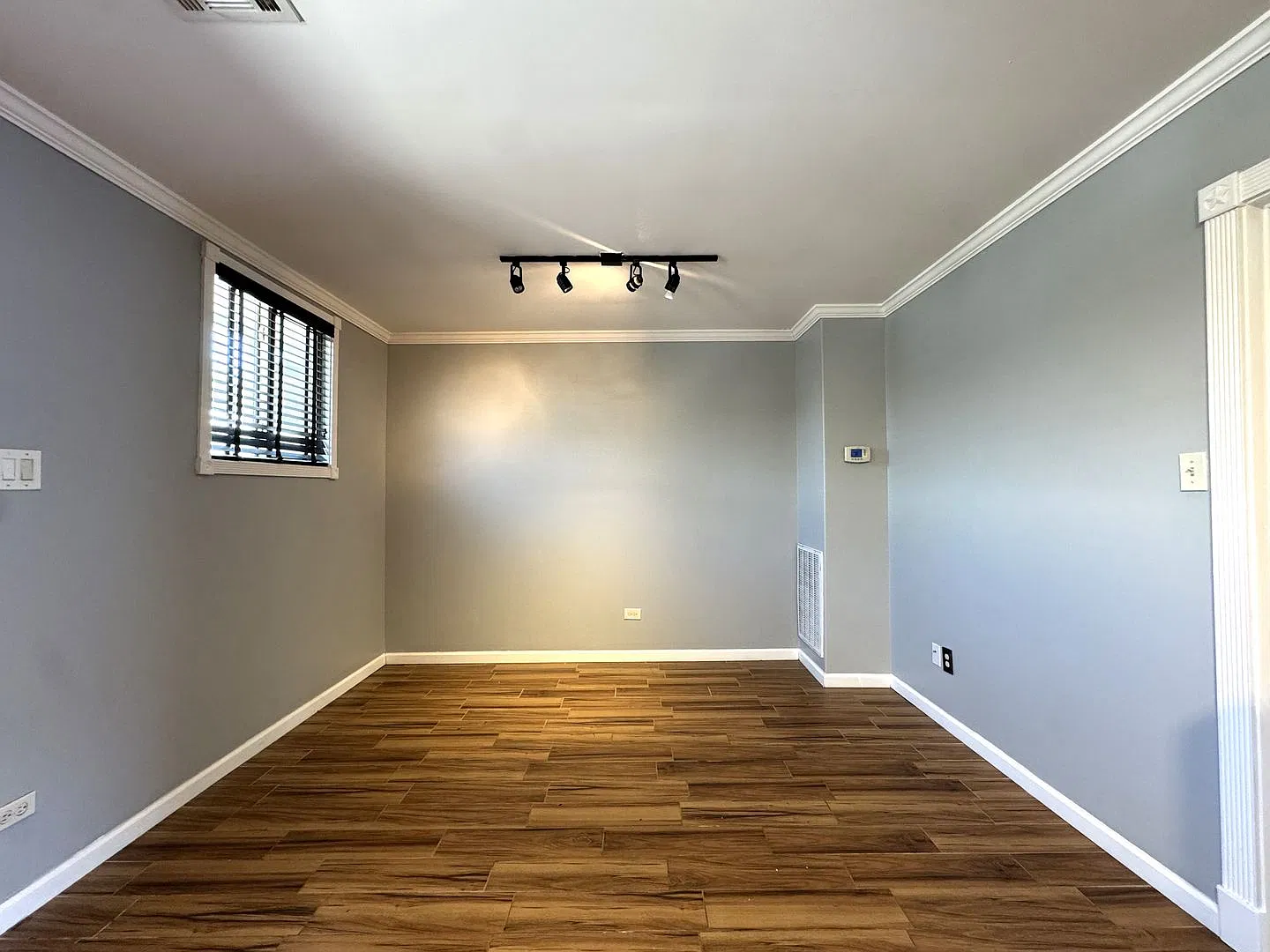 3108 Aster St — Photo 2