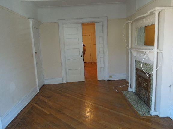 2nd image of 23 Saint Francis Pl Floor 3