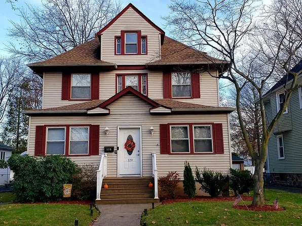 129 Euclid Ave, Ridgefield Park, NJ 07660