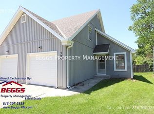 300 Dains St, Liberty, MO 64068