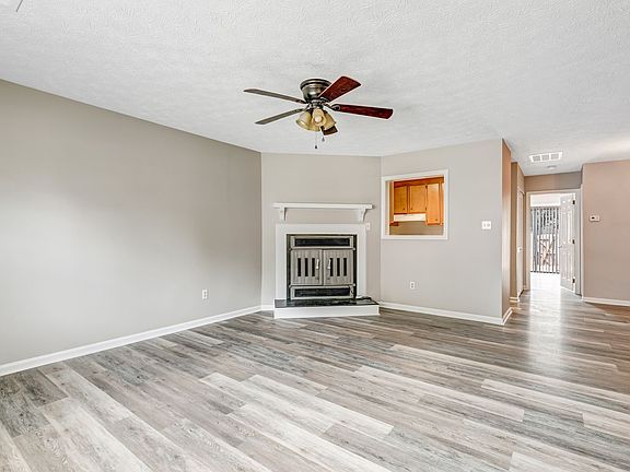 5th image of 105 Beacon Way