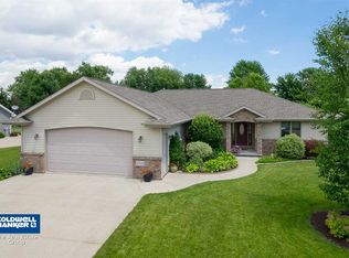 3342 Streamview Ln, Appleton, WI 54913