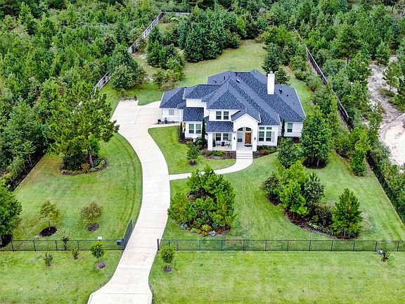 5th image of 26228 Laurens Ct