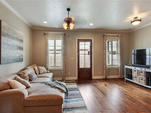 2nd image of 1550 Lacadie Dr Unit 2