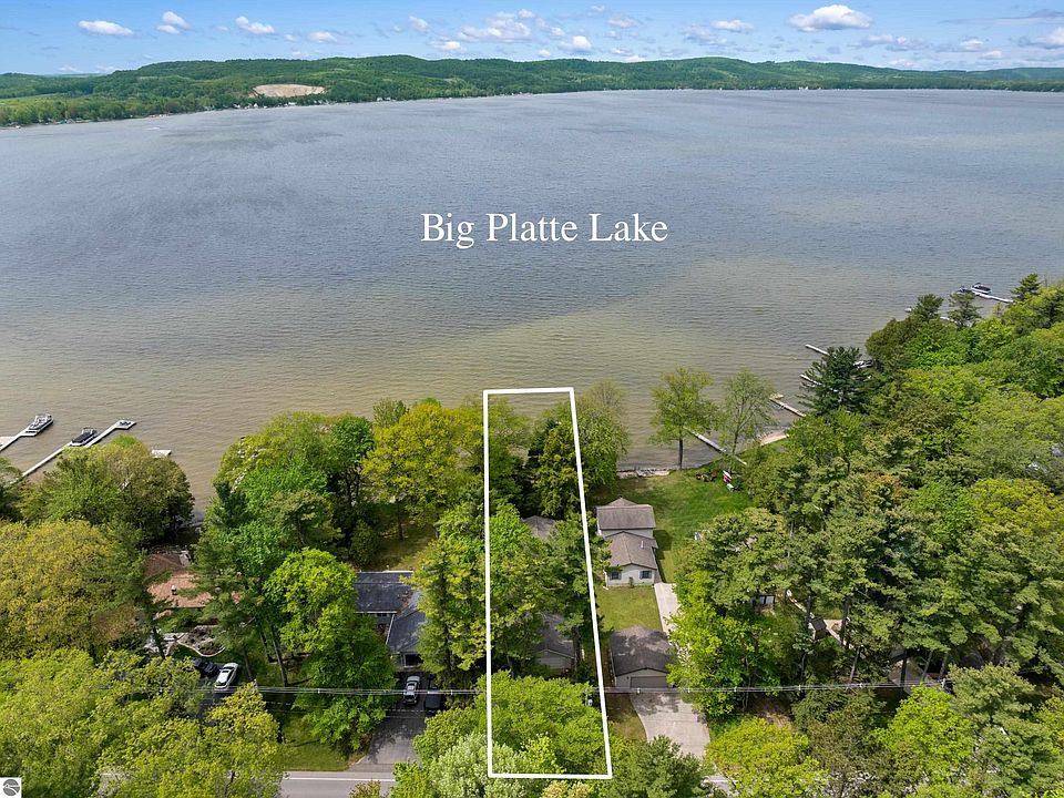 1st image of 8735 Deadstream Rd