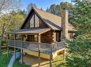 2606 Windfall Estates Dr, Pigeon Forge, TN 37876
