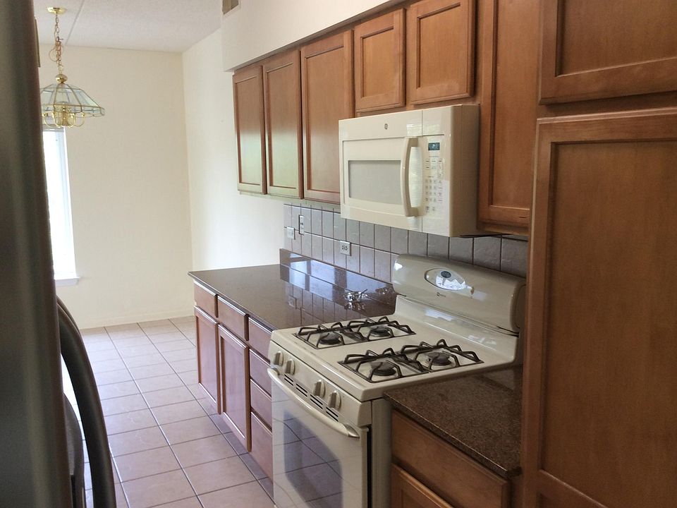 1st image of 3451 N Carriageway Dr Unit 301