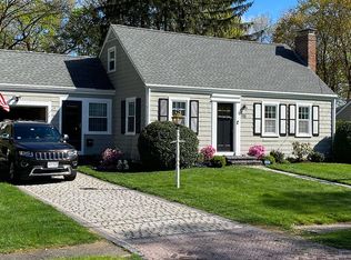 77 Homestead Ave, Weymouth, MA 02188
