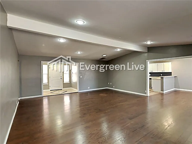 1120 Mars Rd — Photo 4