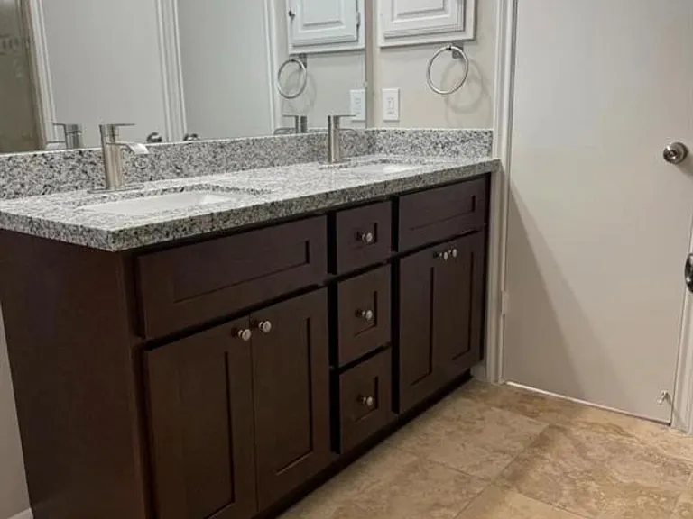 2511 Castle Pl — Photo 7