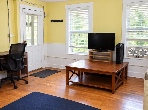 15-19 N Union St, Burlington, VT
