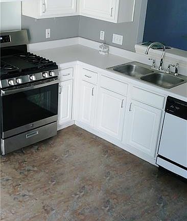 3rd image of 11901 Swearingen Dr #100-1A