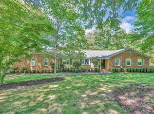 1 Rushden Dr, Greenville, SC 29615