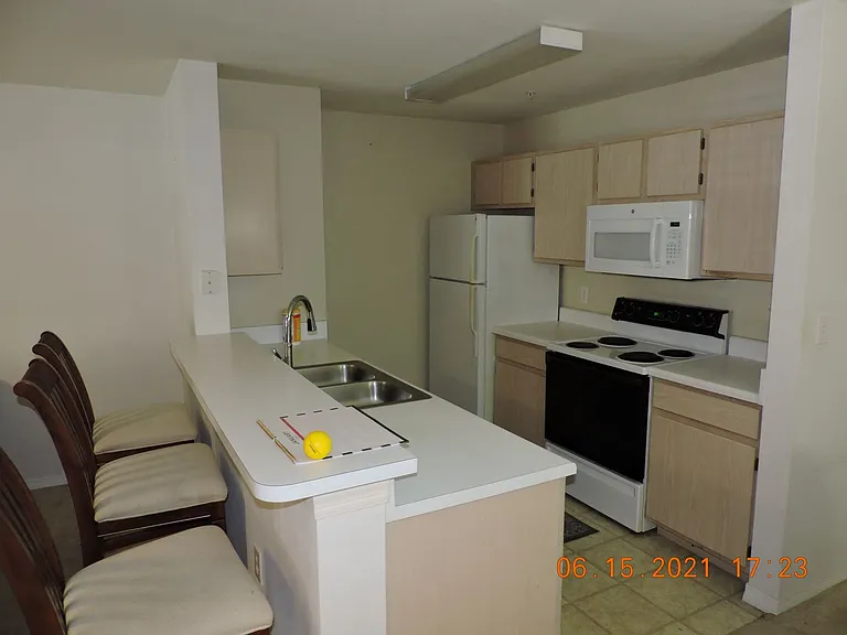 5459 Vineland Rd #4104 — Photo 11
