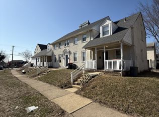 1104 Pine Ln #1, Chester, PA 19013