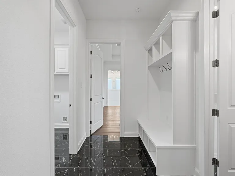 16081 Forest Mill Rd — Photo 28