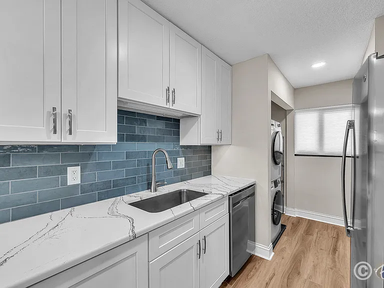 821 Bahia Del Sol Dr #B — Photo 7