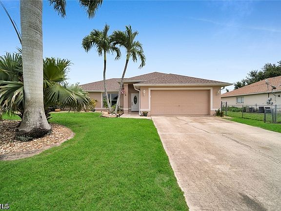 4th image of 813 SW 11th Pl