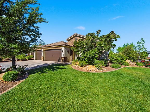 2nd image of 3242 S Laurelwood Cir