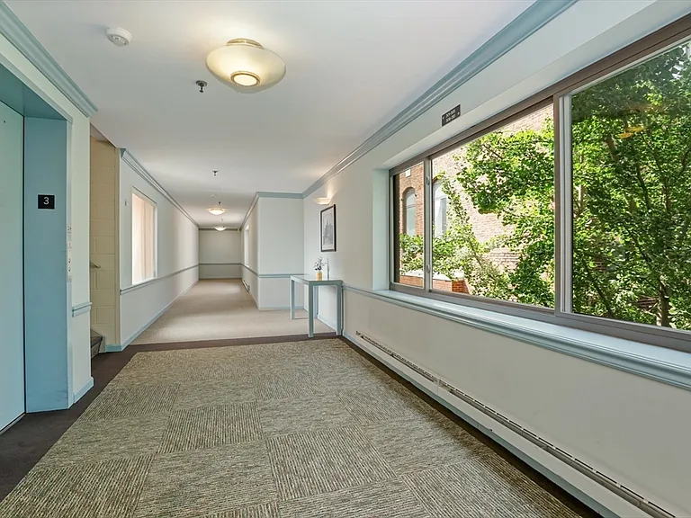 20 Central St #306 — Photo 36