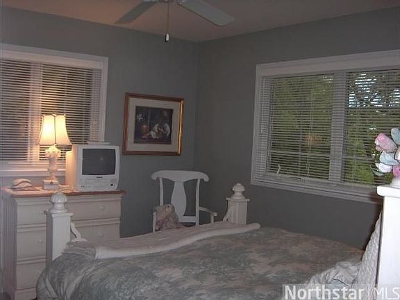2nd image of 19527 Florence Cir
