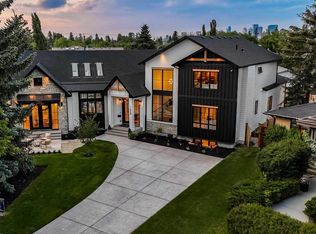 1608 SW 49th Ave SW, Calgary, AB T2T2T7